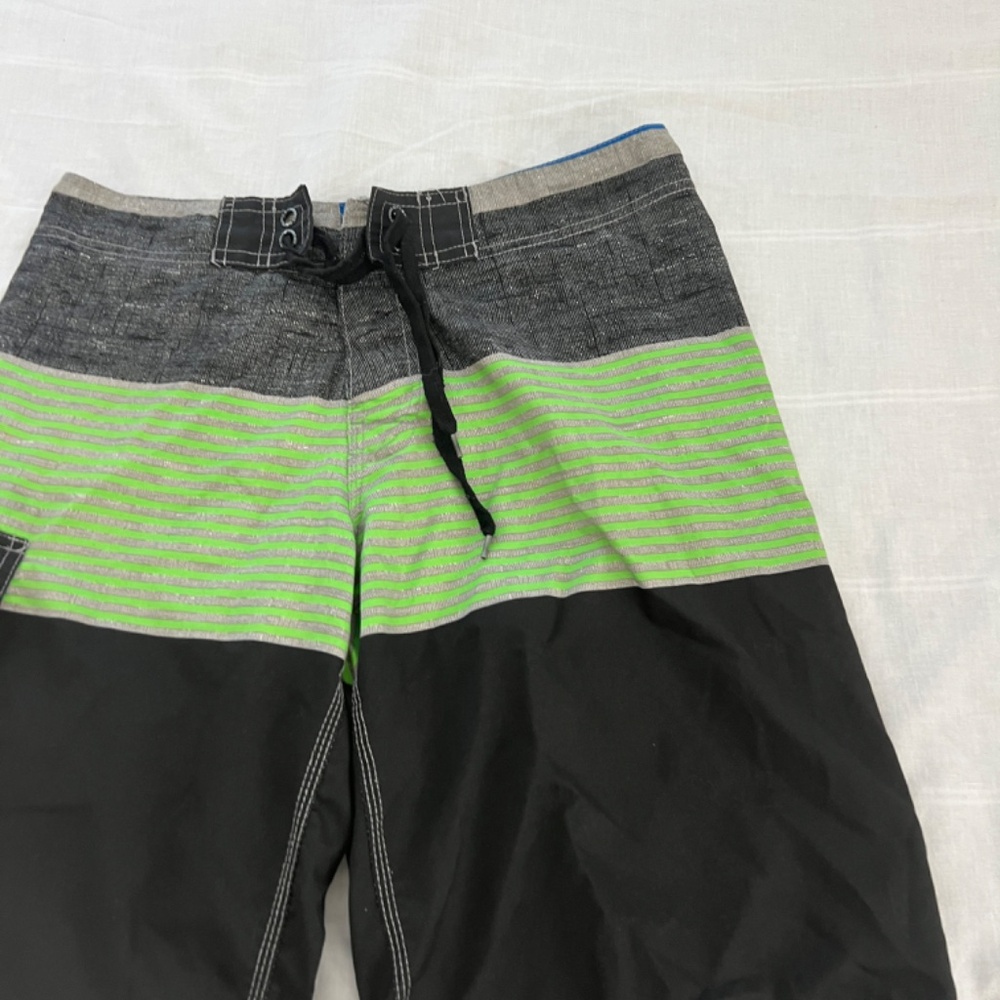 Point zero board shorts - Picture 2 of 5